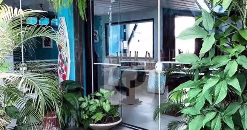 Pousada à Venda no Centro de Búzios – 16 Suítes | 420 m² | Excelente Localização