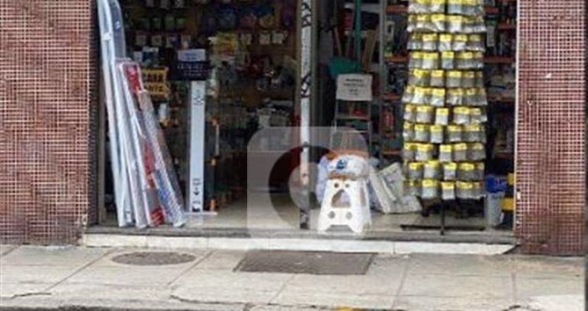Leblon Loja à venda de 23 m² Frente de rua próximo Estação Metrô Antero de Quental.