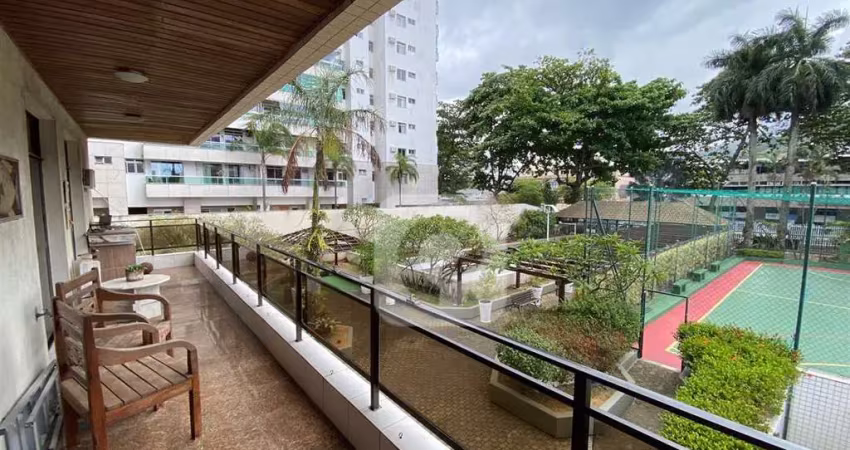 Abm, km1, apartamento de 4 quartos, 1 suíte, ônibus, clube e balsa, total infraestrutura
