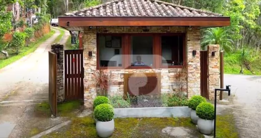 Petrópolis Condomínio Rock Valey Terreno  7000 m² á venda
