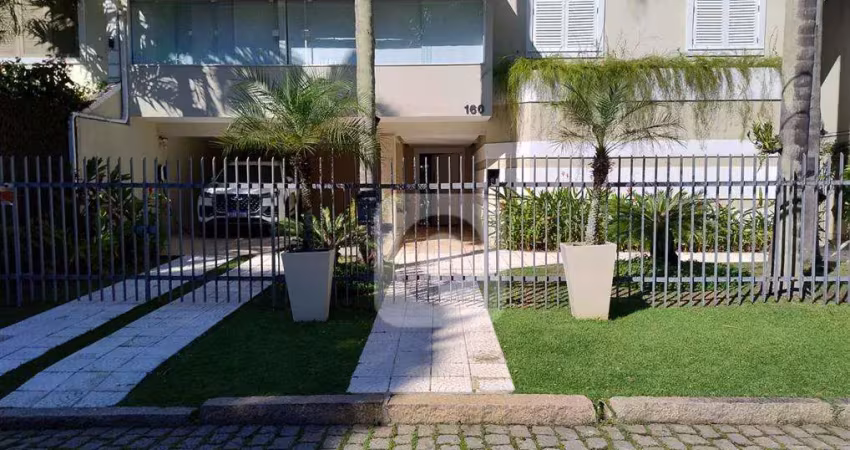 Casa no itanhangá  600m² de terreno e 480m² construídos  condomínio fechado com segurança 24h