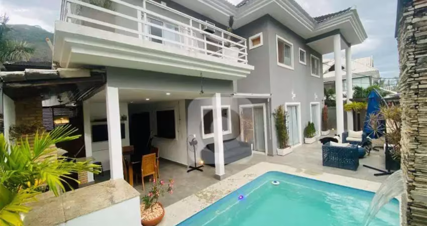 Casa de condomínio com 4 quartos  280m² – vargem pequena
