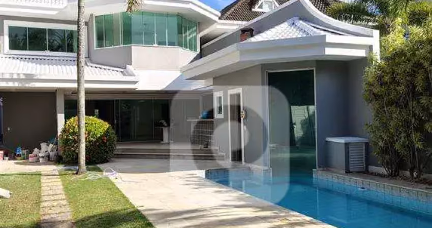 Casa em condomínio 4 suítes com 350m2 na barra da tijuca