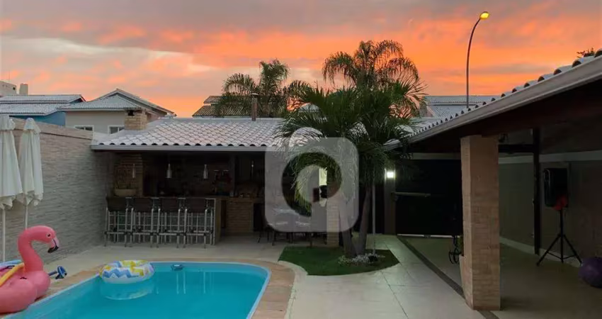 Casa  de  175m² com 3 quartos e 4 vagas de garagem á venda  condomínio nova barra
