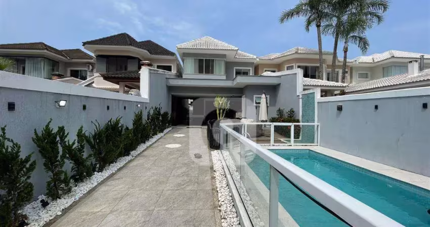 Casa a venda no condomínio vivendas , 4 quartos , com area total de 350 m²