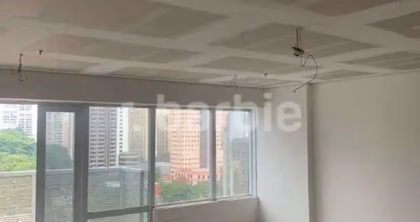 Sala comercial à venda na Alameda Madeira, 162, Alphaville, Barueri