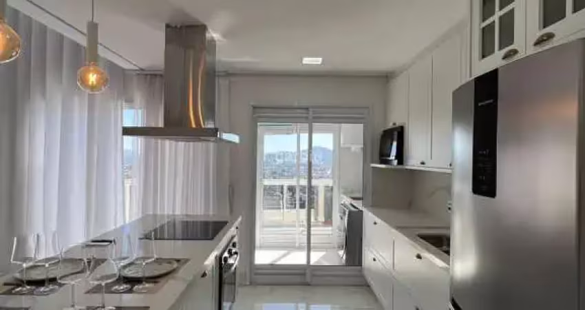 Apartamento com 3 quartos para alugar na Avenida Ômega, 174, Melville Empresarial  I e  II, Barueri