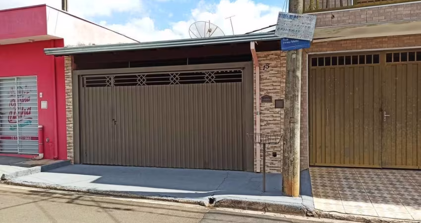 Casa para Venda em São Carlos, Conjunto Habitacional Dom Constantino Amstalden, 2 dormitórios, 1 suíte, 1 banheiro, 2 vagas