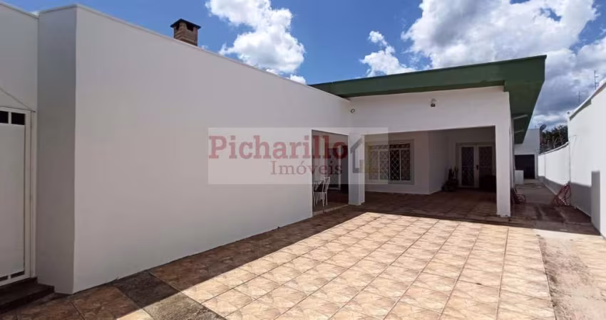 Casa para Venda em São Carlos, Jardim Cardinalli, 3 dormitórios, 3 suítes, 6 banheiros, 3 vagas