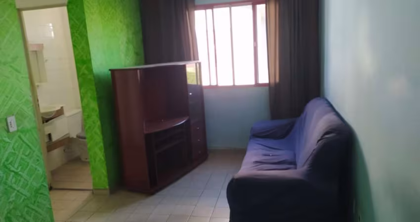 Apartamento para Locação em Barueri, Núcleo Residencial Célia Mota, 2 dormitórios, 1 banheiro, 1 vaga