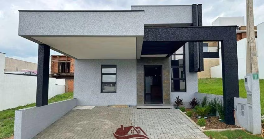 Imóvel com piscina e três dormitórios