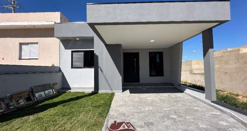 Casa térrea nova em condomínio