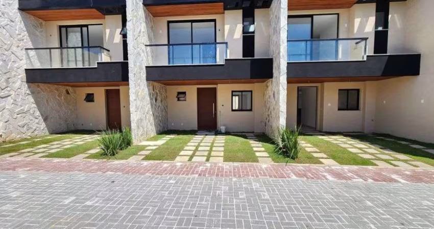 Casa de condomínio fechado em morada de laranjeira, 3 quartos com suíte e área ampla para piscina.