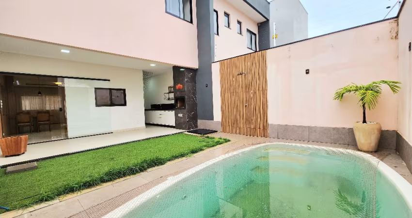 Casa Duplex 3 Suítes à Venda no Yahoo Residence – Manguinhos – Piscina, Área Gourmet, 150m²