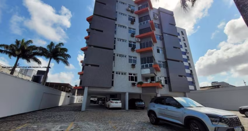 Apartamento para Venda em Natal, Candelária, 3 dormitórios, 1 suíte, 2 banheiros, 2 vagas
