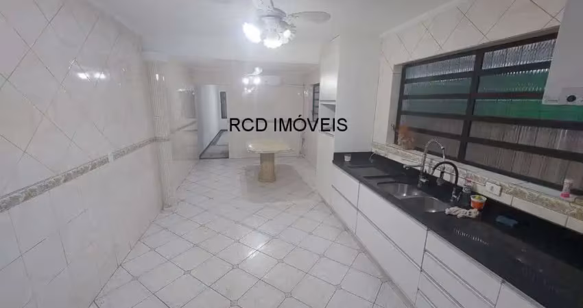 Oportunidade de sobrado com 3 dorms, sendo 2 suites próximo ao metrô vila sônia