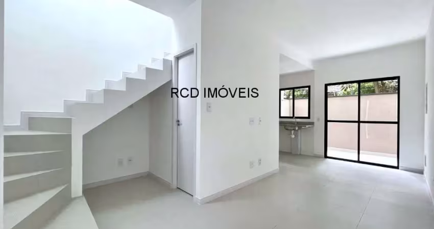 Casa em condomínio à venda em osasco-sp, bairro ayrosa: 2 quartos, 1 sala, 2 banheiros, 1 vaga, 60m² de área.