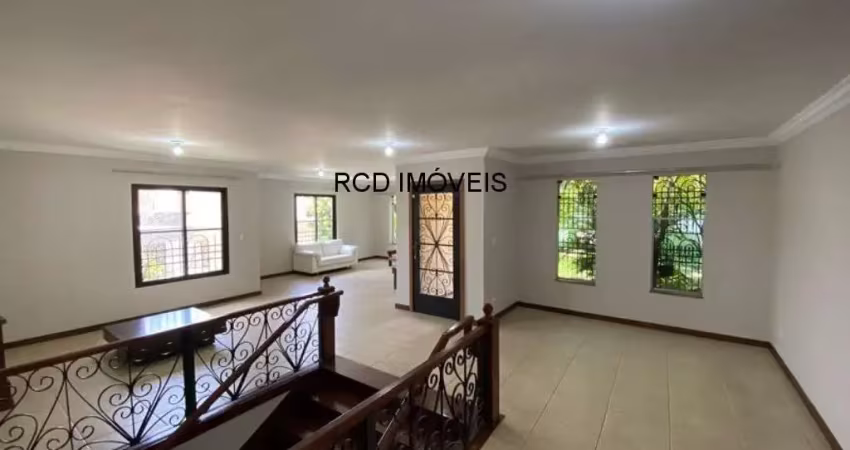 Casa à venda na vila são francisco: 4 quartos, 2 suítes, 4 banheiros, 5 vagas de garagem, 500m², quintal grande, churrasqueira, dois escritórios