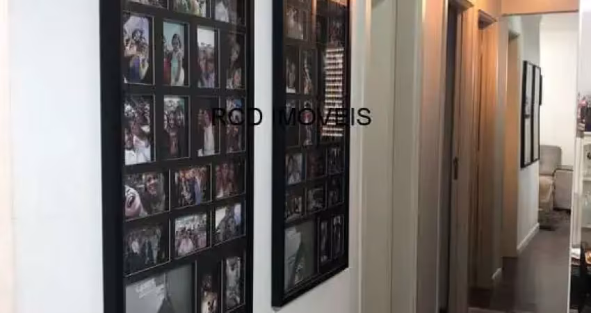 Apartamento à venda com 3 quartos e vaga de garagem no coração de cidade] - bairro]