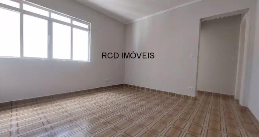 Imperdível oportunidade de locação de casa na vila polopoli / butantã: 2 quartos, 1 suíte, 1 sala, 2 banheiros, 1 vaga de garagem, 130m²