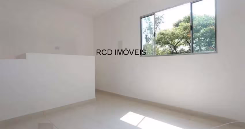 Aluguel de casa com 2 quartos e garagem ao lado shopping continental