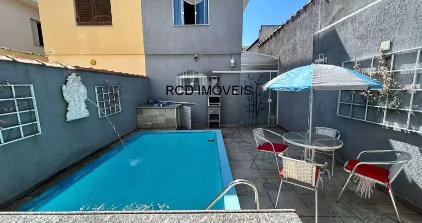 Imperdível! casa à venda em <cidade>, no bairro <bairro> com 3 quartos, 1 suíte, 3 salas, 4 banheiros, 4 vagas de garagem e 190m².