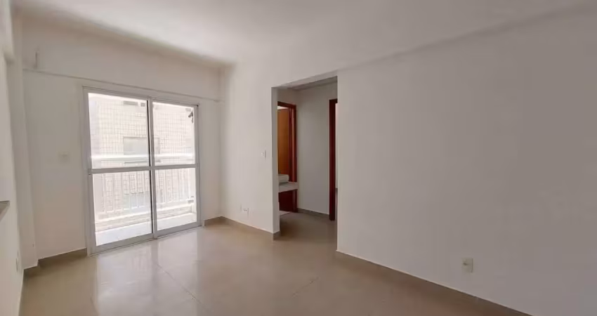 Ótimo apartamentoscom dois dormitórios, sala com sacada, 1 banheirco e 1 vaga de garagem  - josé menino - santos-sp