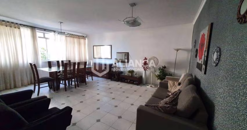 Apartamento com 3 dormitórios à venda, 180 m² por R$ 710.000,00 - Gonzaga - Santos/SP
