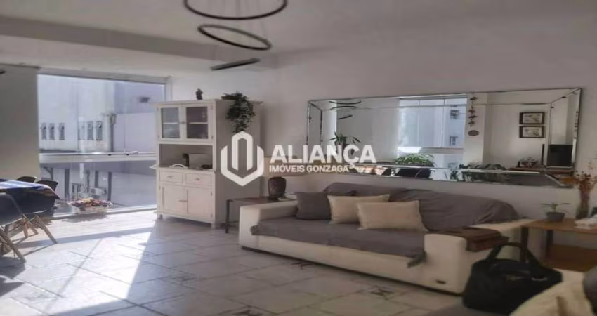 Vista ao mar 2 dormitórios reformado Gonzaga 679.000,00 porteira fechada venda