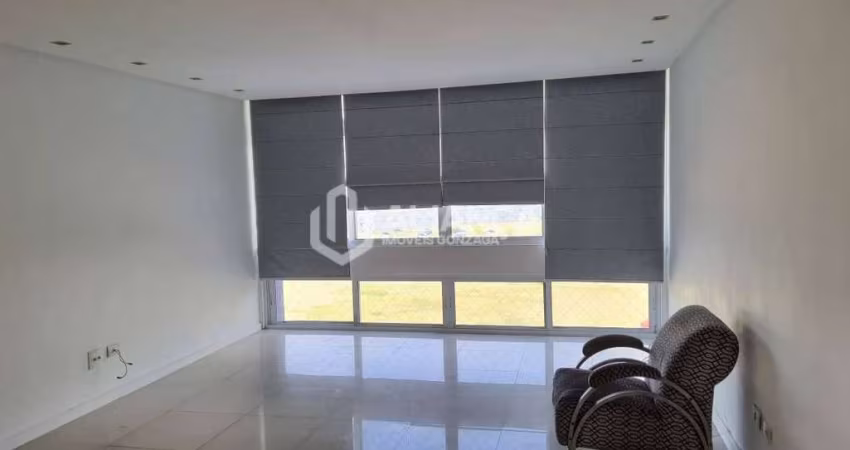 Apartamento de 3 Dormitórios no pé na Areia