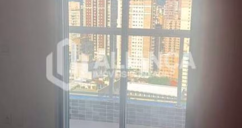 Apartamento 2 Dormitórios com sacada Vila Rica