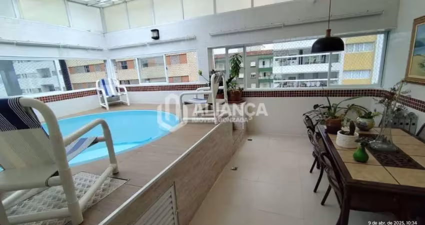 Cobertura 3 dormitórios com 2 vagas de garagem e 200 metros