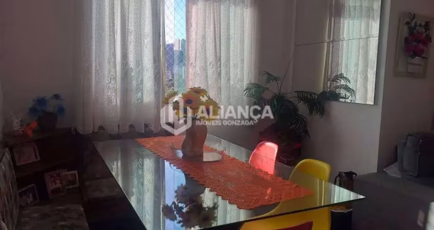 Apartamento de 2 quartos sendo 2 banheiros e garagem demarcada