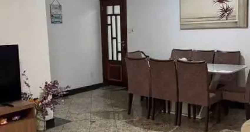 Apartamento de 4 quartos sendo 3 banheiros na quadra do shopping praia mar