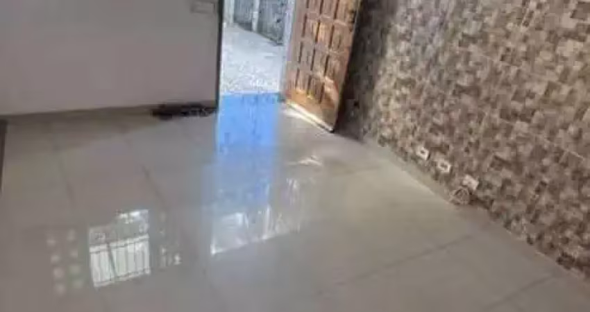 Casa com 2 quartos à venda na Rua Paraná, Vila Mathias, Santos