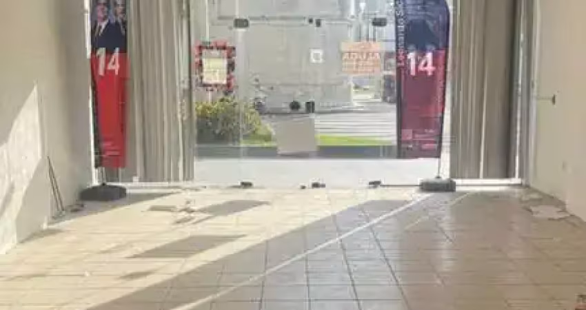 Casa comercial com 1 sala para alugar na Praça Dom Idílio José Soares, Centro, Santos