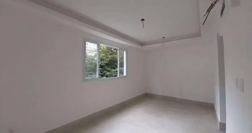 Sobrado triplex, 3 dormitórios, 2 suítes, 2 vagas - gonzaga - santos/sp