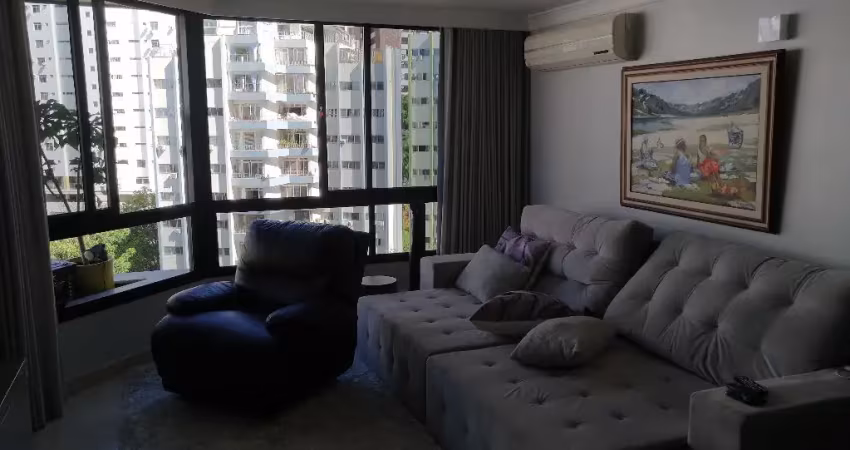 MANSÃO PEDRO CALMON - ALTO PADRÃO 4 SUÍTES COM 4 VAGAS DE GARAGENS