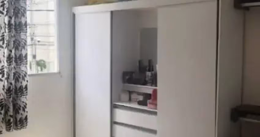 Apartamento 2/4 com 1 vaga