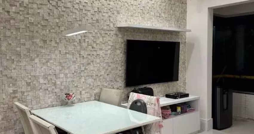Lindo Apartamento térreo 2 suítes e 1 vaga mobiliado