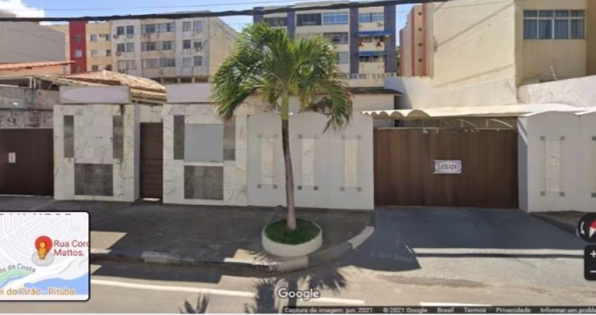 Terreno com 700m²