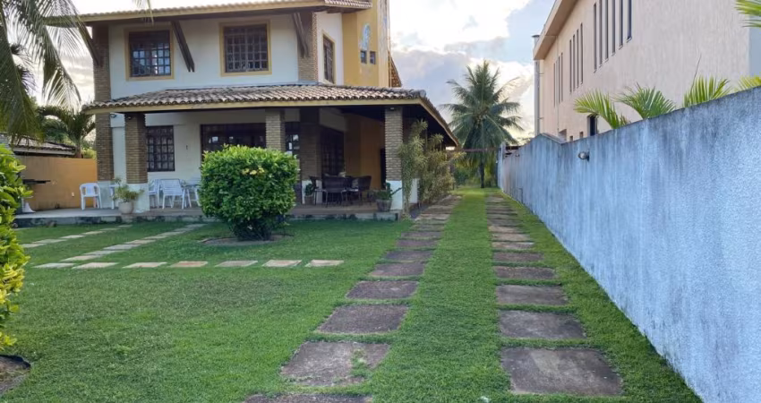 Casa 4/4 no Condomínio Paraíso