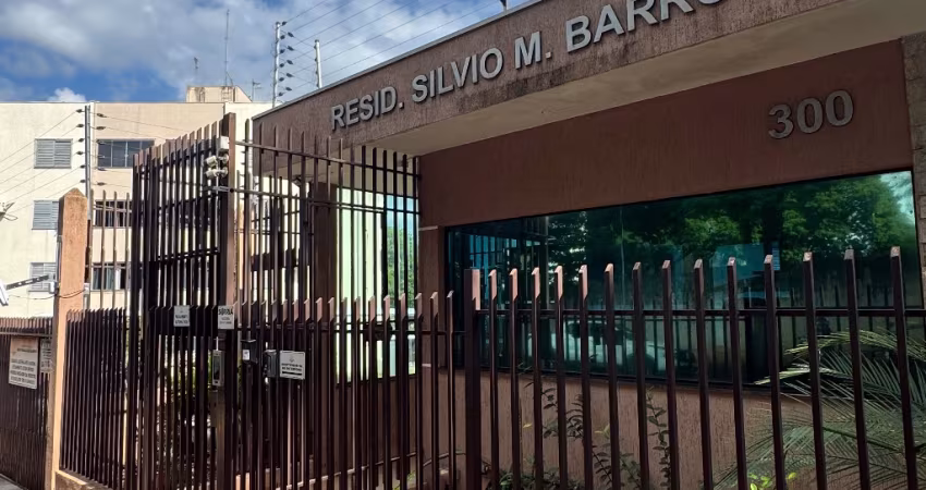 VENDE-SE APARTAMENTO SEMIMOBILIADO TODO REFORMADO