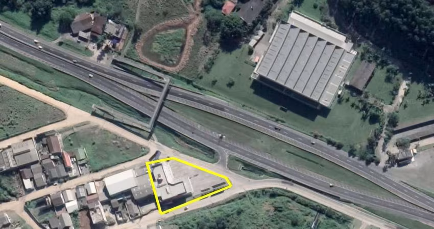 &amp;#127970; PRÉDIO COMERCIAL DE FRENTE PARA A BR-101