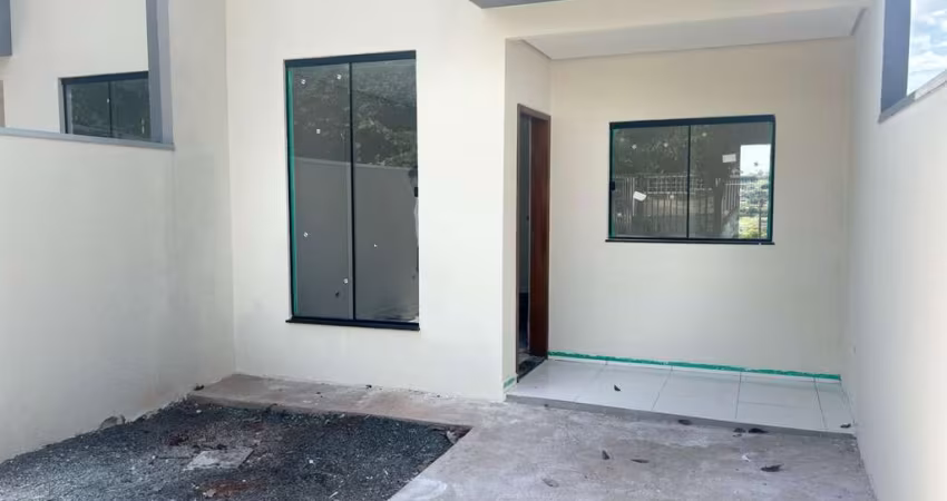 Casa à Venda em Londrina: 2 Dormitórios, 78m² por R$270.000