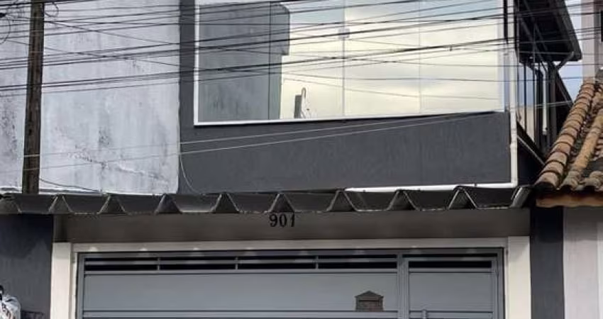 Sobrado para Venda em Suzano, Vila Figueira, 4 dormitórios, 1 suíte, 2 banheiros, 2 vagas