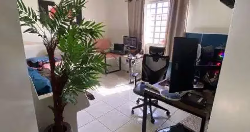 Casa com 3 quartos à venda na Rua Abrão Asmar, 1000, Parque Brasília, Anápolis
