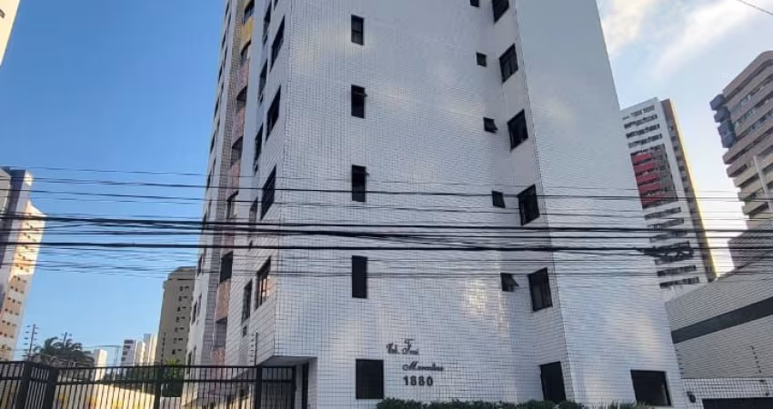 Apartamento amplo na Aldota com 04 suítes