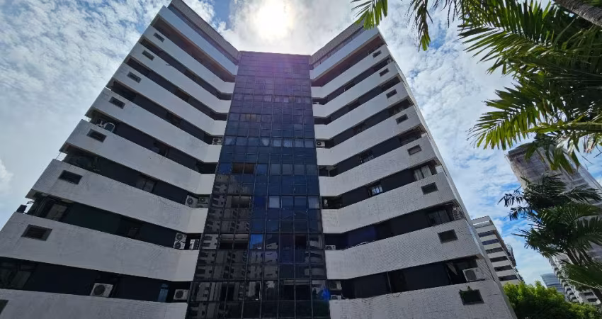 Estilo e Conexão: Apartamento 3 Suítes no Edifício San Marino