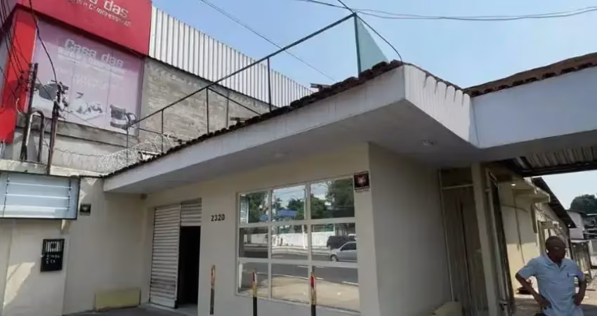 Excelente predio com terreno 1600m na av. constantino  nery - 12 salas, 5 banheiros, vagas para 40 carros - whatsapp 929 8144-1596